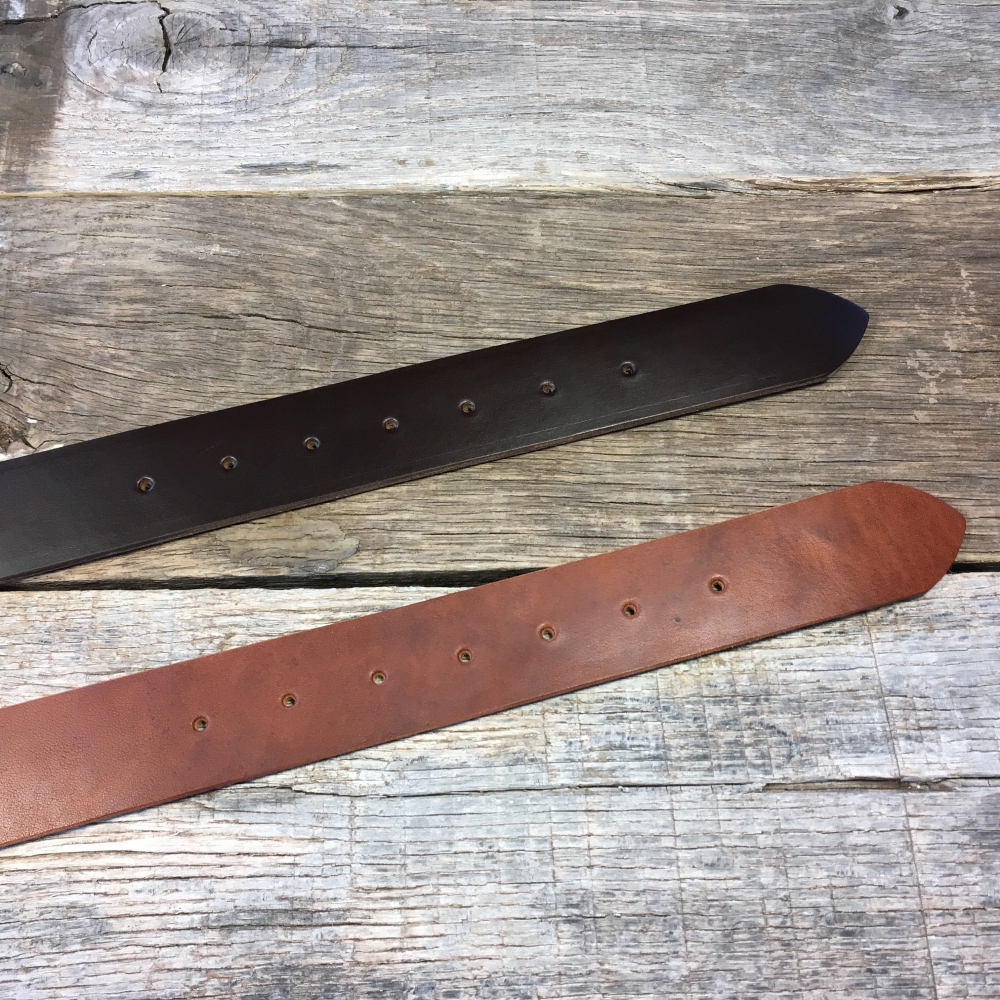 Larrivée Guitars JCL Leather Belts Products